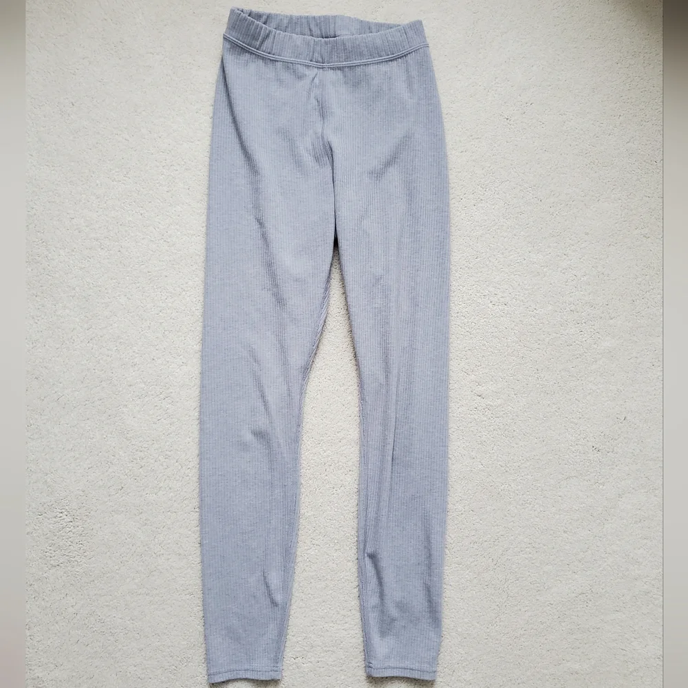 Alo Yoga Gray Ribbed Leggings szS